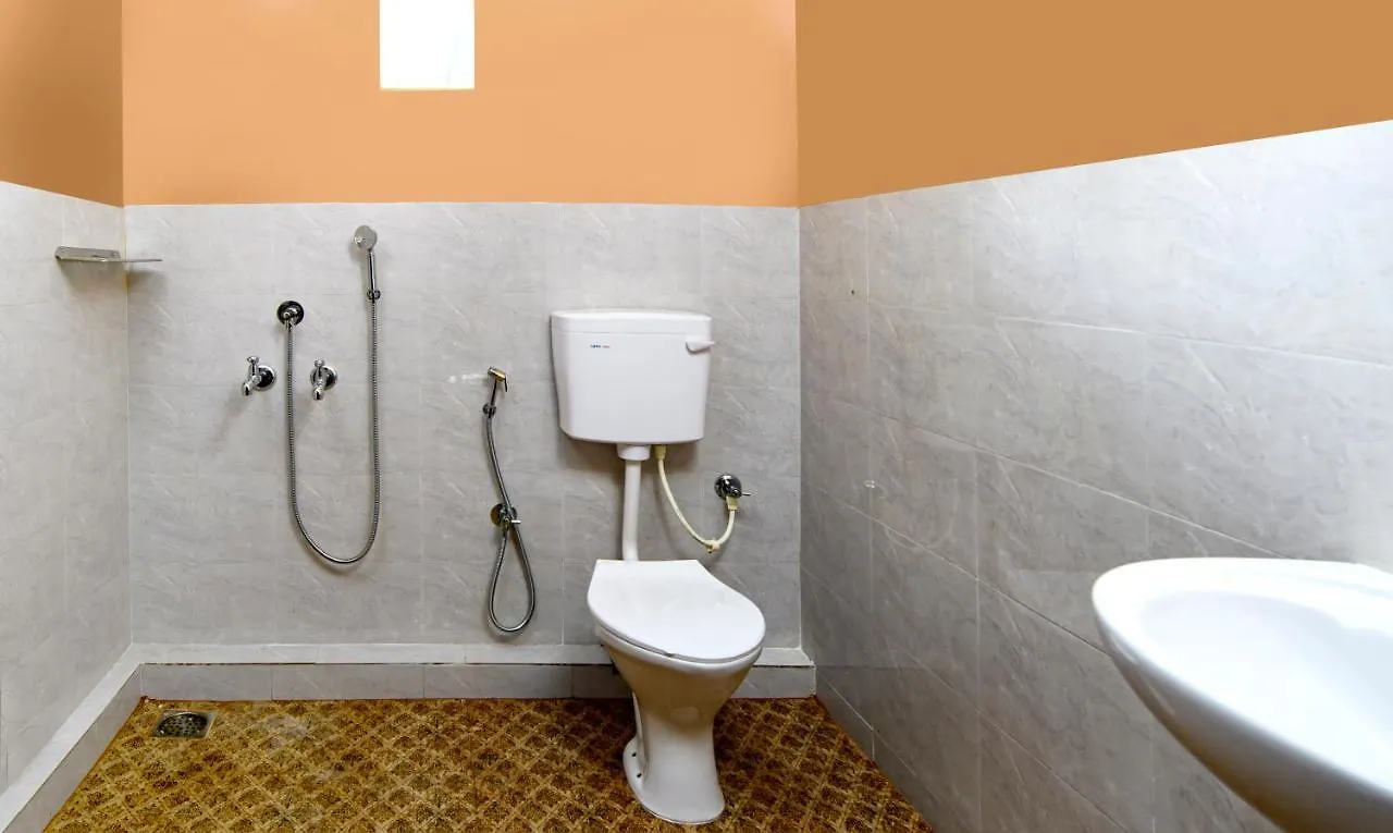 Privatunterkunft Rams Guest House The Valley Near Kims Hospital Thiruvananthapuram